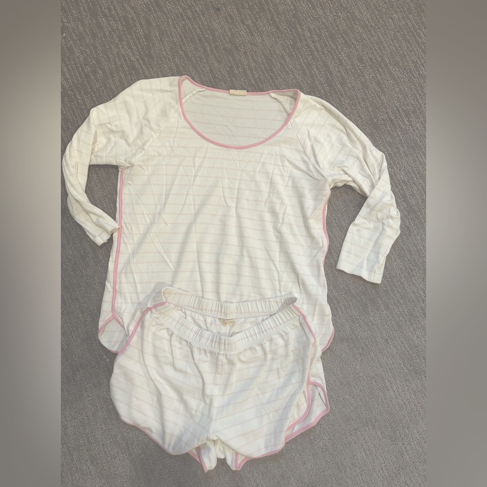 Lake Pajamas stripe shorts long sleeve set